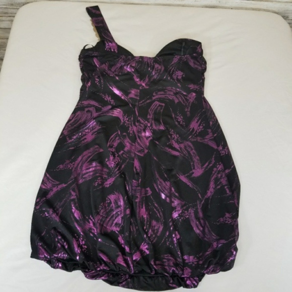 Taboo junior prom dress - Picture 3 of 3